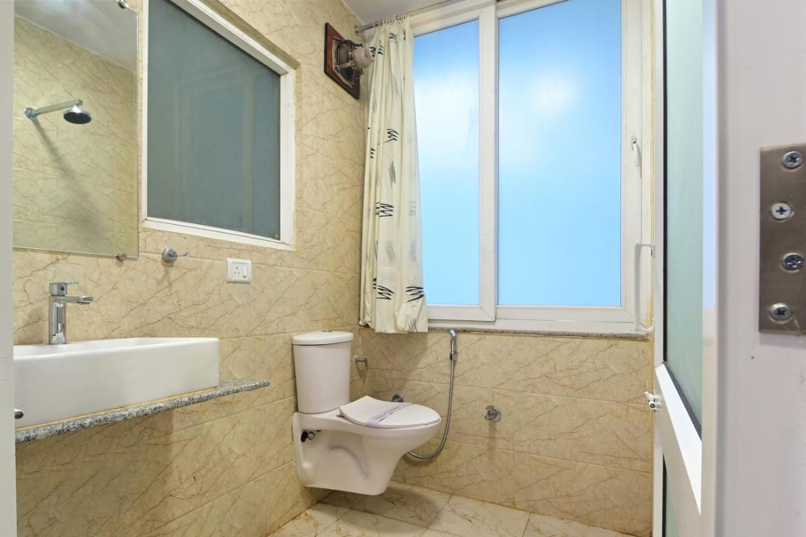 Hotel Emporio View - New Delhi Railway Station - Paharganj Екстериор снимка