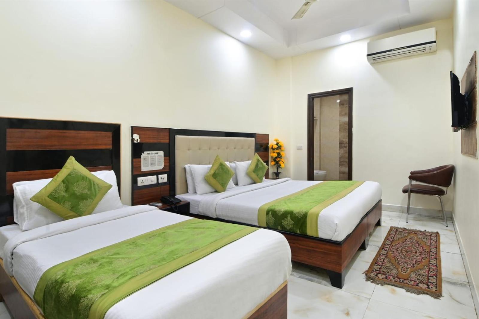Hotel Emporio View - New Delhi Railway Station - Paharganj Екстериор снимка