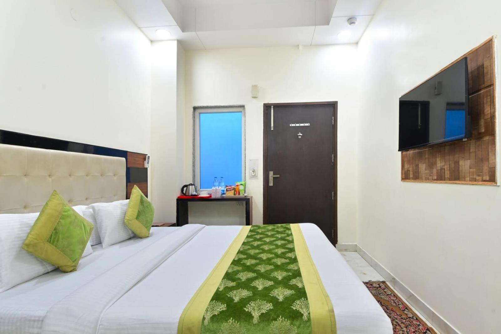 Hotel Emporio View - New Delhi Railway Station - Paharganj Екстериор снимка