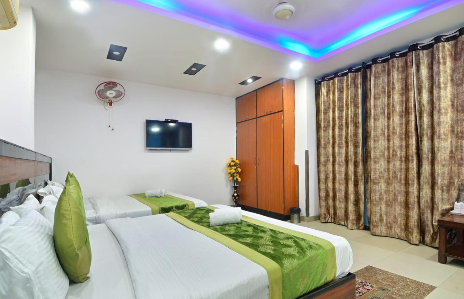 Hotel Emporio View - New Delhi Railway Station - Paharganj Екстериор снимка