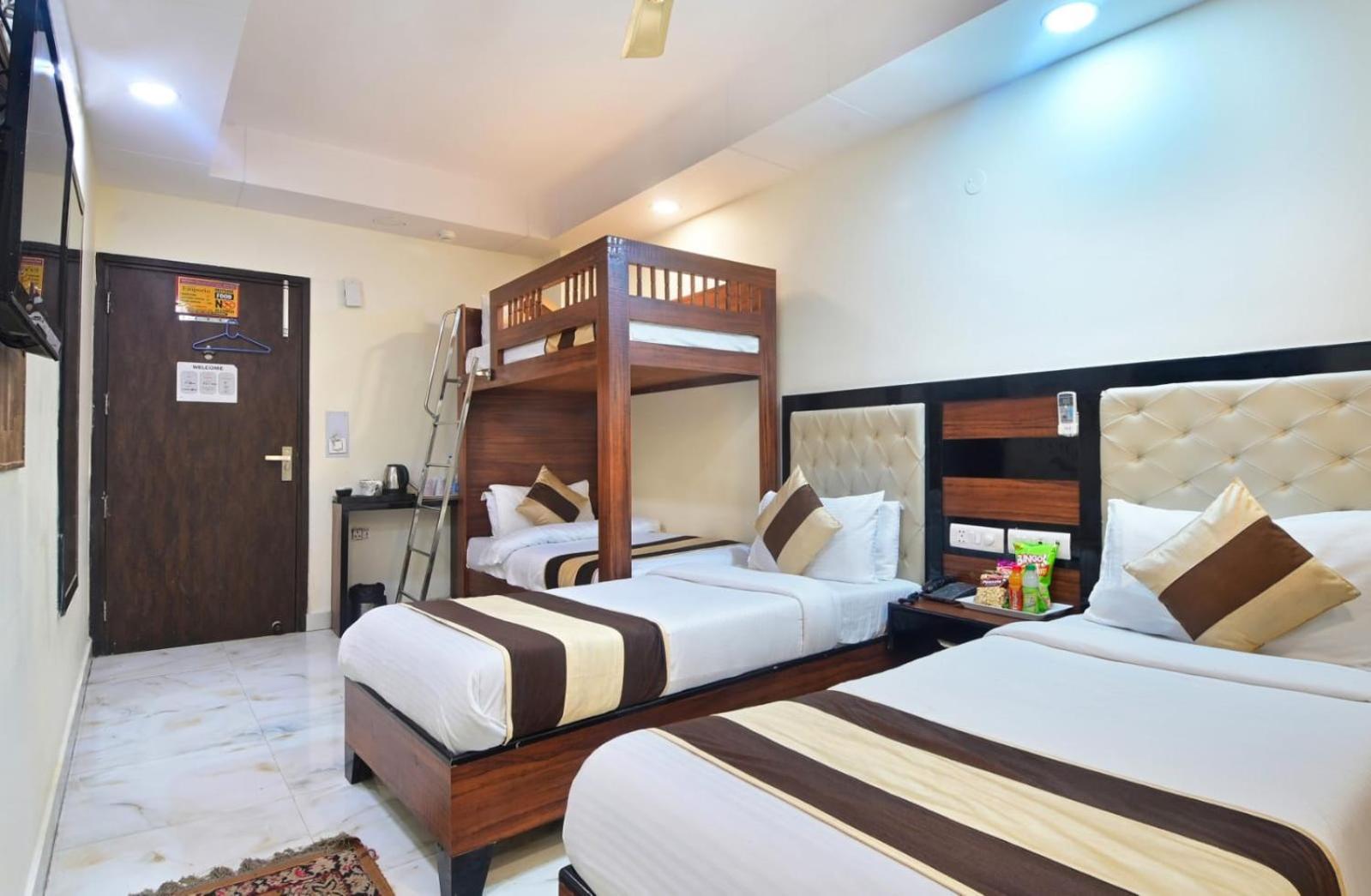 Hotel Emporio View - New Delhi Railway Station - Paharganj Екстериор снимка