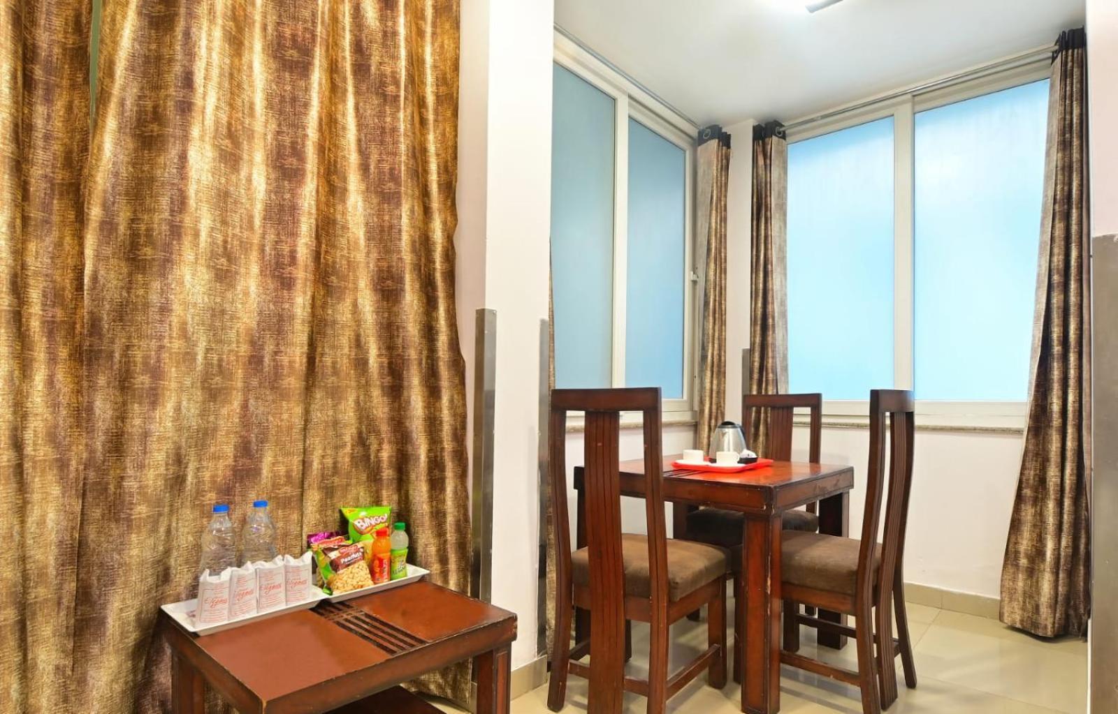 Hotel Emporio View - New Delhi Railway Station - Paharganj Екстериор снимка